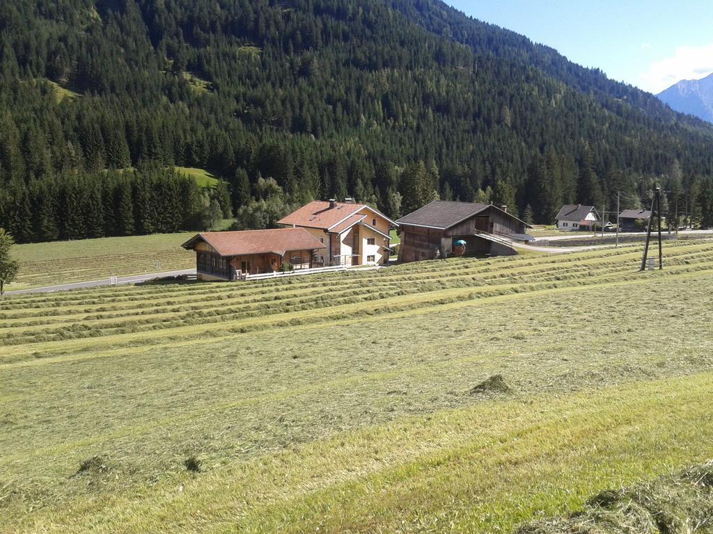 Ferienwohnung Suntinger Iselsberg Habitación foto